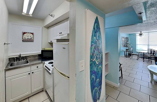 Daytona Beach Condo | The Salty Fountain