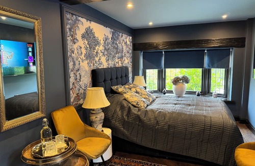 West Kingsdown House | Balancyoga Guesthouse
