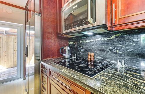 Deerfield Beach Cottage | 3 Mi to Deerfield Beach! Home w/Poolside Oasis!