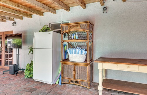 Deerfield Beach Cottage | 3 Mi to Deerfield Beach! Home w/Poolside Oasis!