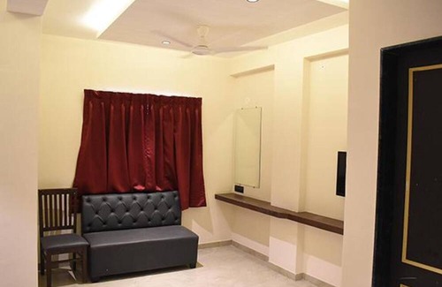 Hadapsar Hotel | Fabhotel Lotus Executive
