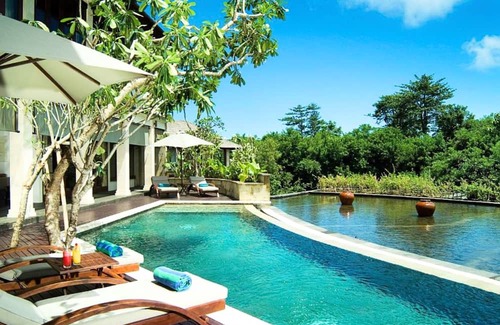 Jimbaran Bay Villa | Charming 4-bedroom villa with WiFi, AC in wonderful Bali