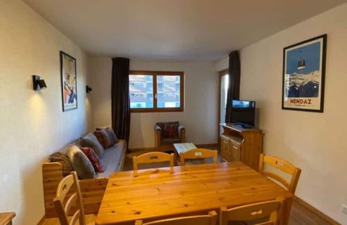 Saint-Pierre-de-Clages Apartment | Welcoming Apartment Near ski Area