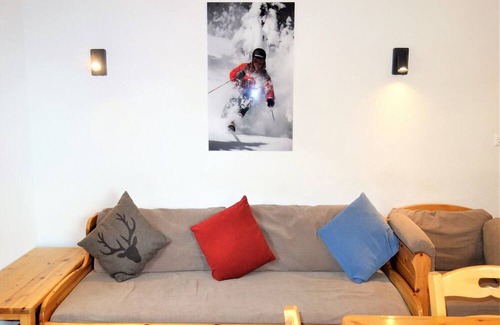 Saint-Pierre-de-Clages Apartment | Welcoming Apartment Near ski Area