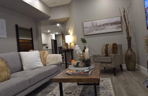 Fergus Apartment | The Firehall. History, Charm, luxury and comfort!.