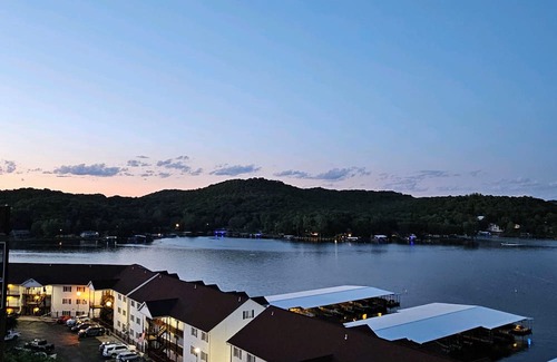 Camdenton Condo | Amazing view in this 2 bedroom gem near Ha Ha Tonka State Park & Old Kinderhook