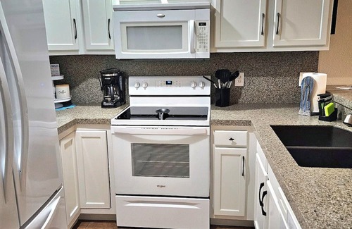 Camdenton Condo | Amazing view in this 2 bedroom gem near Ha Ha Tonka State Park & Old Kinderhook