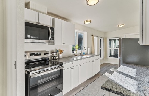 Camano Island House | Castaway Cove on Camano Island
