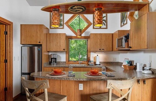 Cornville House | The Tree House Pool & Spa + Oak Creek Access