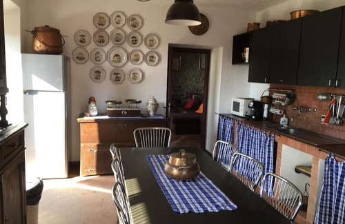 Citta della Pieve Villa | Exclusive Umbrian Farmhouse with Magnificent Estate and Private Pool
