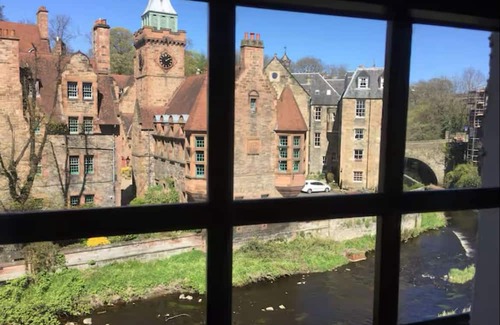 Haymarket Apartment | New! Dean Village, river balcony, free private parking