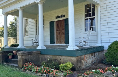 Ruffin Other | Historic Charming 4-bedroom farmhouse in Reidsville with WiFi and AC
