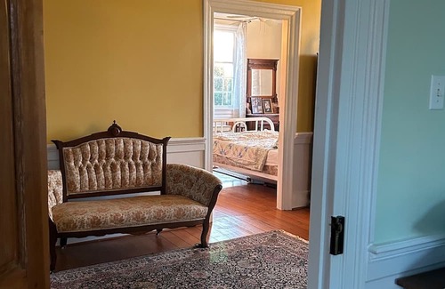 Ruffin Other | Historic Charming 4-bedroom farmhouse in Reidsville with WiFi and AC