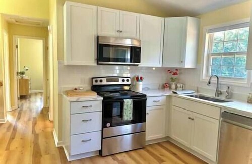 Hendersonville House | The Song Oasis - Near Nashville 5 Star R&R