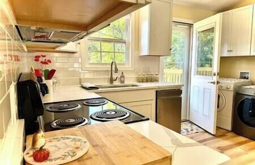 Hendersonville House | The Song Oasis - Near Nashville 5 Star R&R