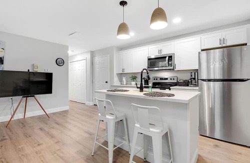 Biddeford Apartment | Maine Retreat: 1BR, Close to Old Orchard Beach