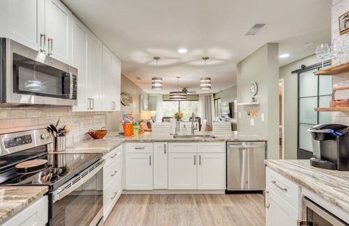 Panama City Beach Condo | Pool & Beach Trolley Access: PCB Resort Condo!