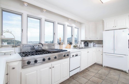 Atlantic Beach House | Coastal Casa-Sound Front Home in Atlantic Beach, NC