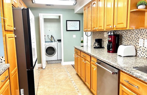 Homestead House | Charming 3-bedroom house with WiFi and AC in Homestead