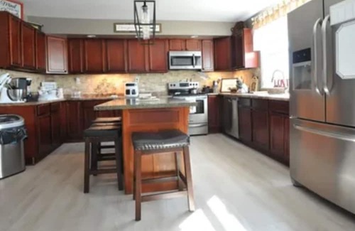 Avoca House | Spacious house in charming Avoca NY with WiFi, AC and eight person, hot tub.