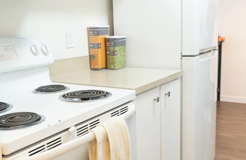 University District Apartment | Stylish enjoyable one-bedroom in Seattle U-District close to Light Rail