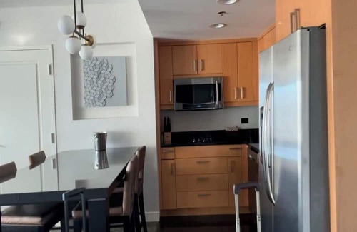 Las Vegas Apartment | Elara-Chic Hotel with 1 King, Full Kitchen, Jetted tub on Las Vegas strip