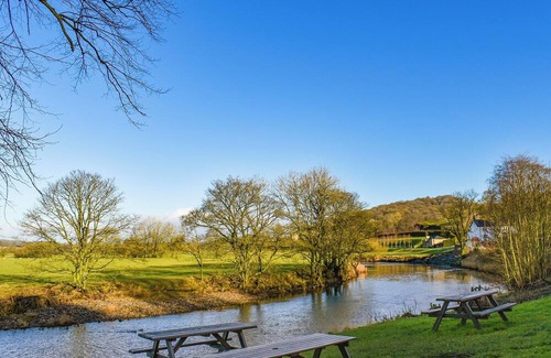 Barnoldswick Cottage | Nestled on the Lancashire and Yorkshire border is Pendle’s hidden gem, Earby.