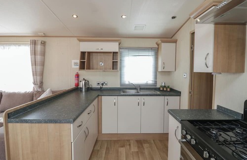 Denny Cottage | HAZEL, pet friendly, with a garden in Denny