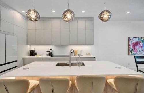 River Oaks House | Heart of Fort Lauderdale Brand New built 10 min to Beach & Las Olas nightlife