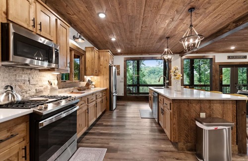 Blue Ridge Cabin | Teresa's River Retreat in Blue Ridge Ga