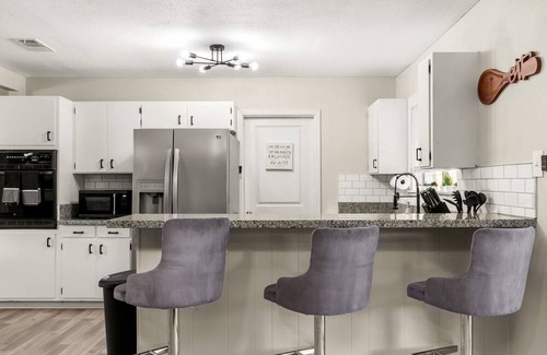 West San Antonio House | Charming 4-bedroom home in San Antonio with Pool, Sunroom, and game room