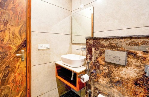 South West Hotel | Hotel Grand Safron Suite