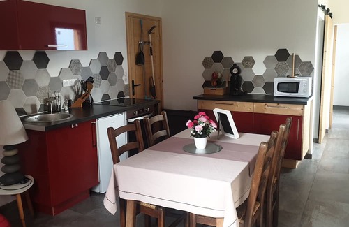Jarrier Apartment | Apartment in detached chalet, quiet location with unobstructed view of the Maurienne valley