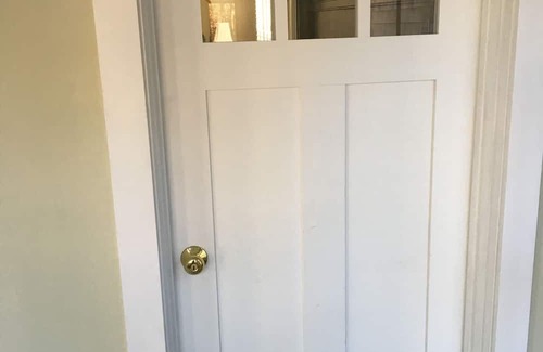 Harwich Port Cottage | NEW LISTING Harwich Port Charming and Quiet 1BR apt Walk to stores & restaurants