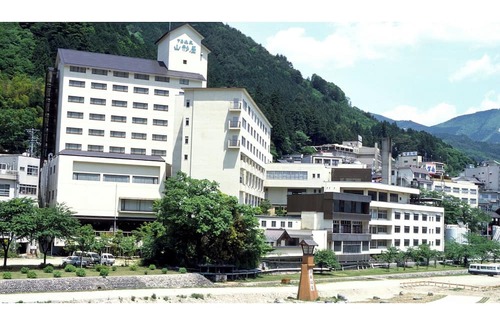 Gero Onsen House | Nonsmoking roomDouble bedroomView of the cit /Gero Gifu