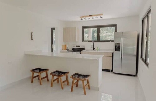 Jimenez House | Hacienda de Claire 1- Mountain and Beach Home