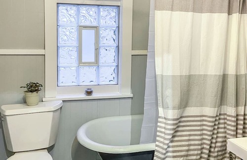 Washburn House | Up North Oasis