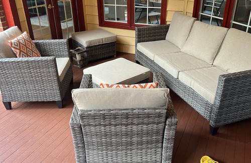 High Point House | Charming 3-bedroom house with AC, pool, WiFi in lovely High Point