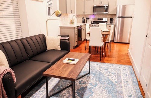 Corn Hill House | This house is a 1 bedroom(s), 1 bathrooms, located in Rochester, NY.
