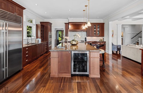 Oak Bay House | Uplands Family Home