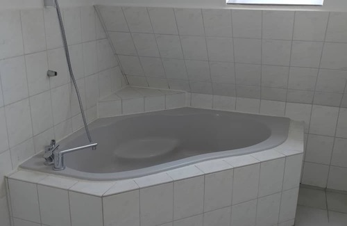 Luetjenburg Apartment | Ferienbutzee in Zentraler Lage in Lütjenburg. Strand 5 min mit dem Auto Entfernt