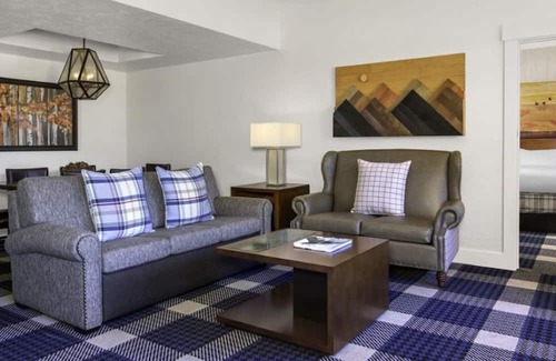 South Lake Tahoe Resort | Marriott Grand Residence Resort Villa Home @ South Lake Tahoe, Heavenly Village