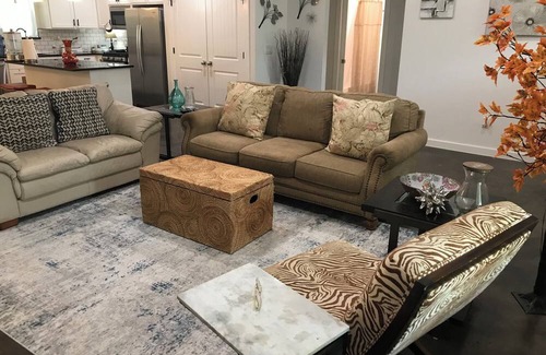 Bastrop House | Charming 3-bedroom house with excellent WiFi and super cold AC in Bastrop
