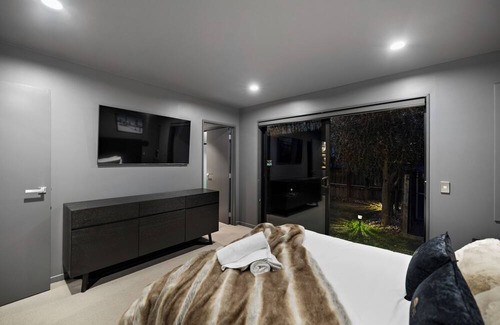 Lake Hayes House | The Ultimate Health & Wellbeing