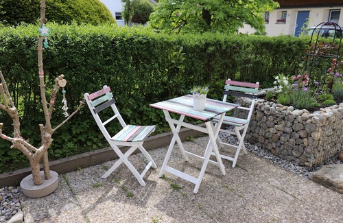 Owingen Apartment | Charming 60 m² vacation apartment, newly furnished in a quiet location