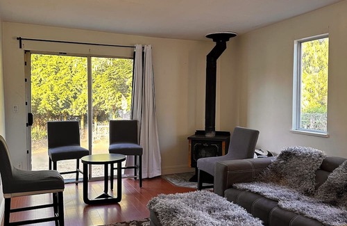Maple Ridge House | Peaceful Hideaway in Maple Ridge