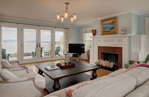 Sullivan Cottage | Maine 6 BR summer cottage
