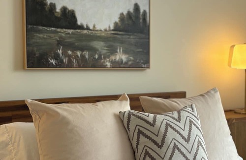 Algoma District Apartment | Modern Living Apartment