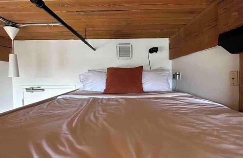 Parkdale Apartment | Prime location: The Noble Loft