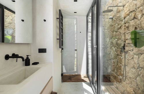 Nea Skioni Villa | Design Villa in Haldiki met Prive Zwembad en Prachtig Uitzicht op zee